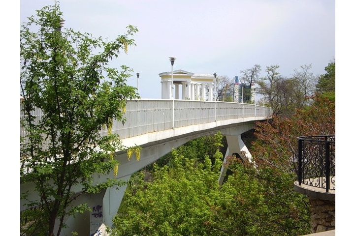 Teshchin桥