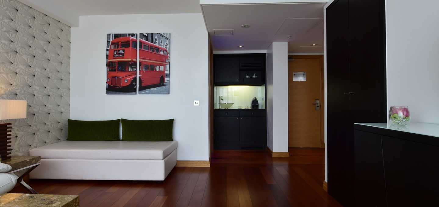 Club Floor One Bedroom Suite