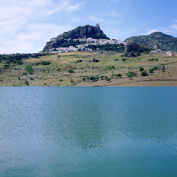 扎哈拉德拉谢拉（Zahara de la Sierra）
