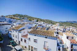 扎哈拉德拉谢拉（Zahara de la Sierra）