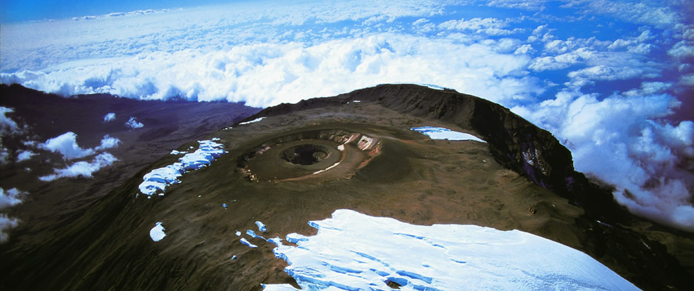 航拍死火山