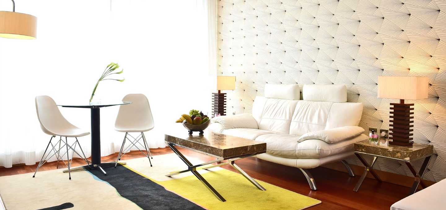 Club Floor One Bedroom Suite