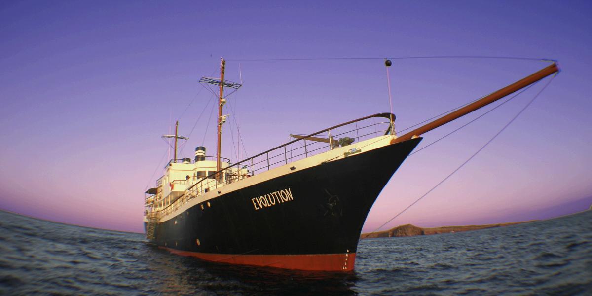 Ecuador - Galapagos Luxury Cruises - Evolution Motor Vessel