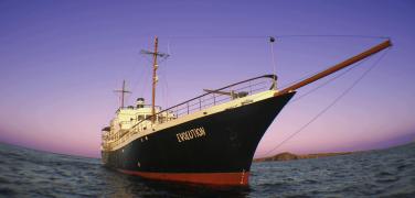 Ecuador - Galapagos Luxury Cruises - Evolution Motor Vessel