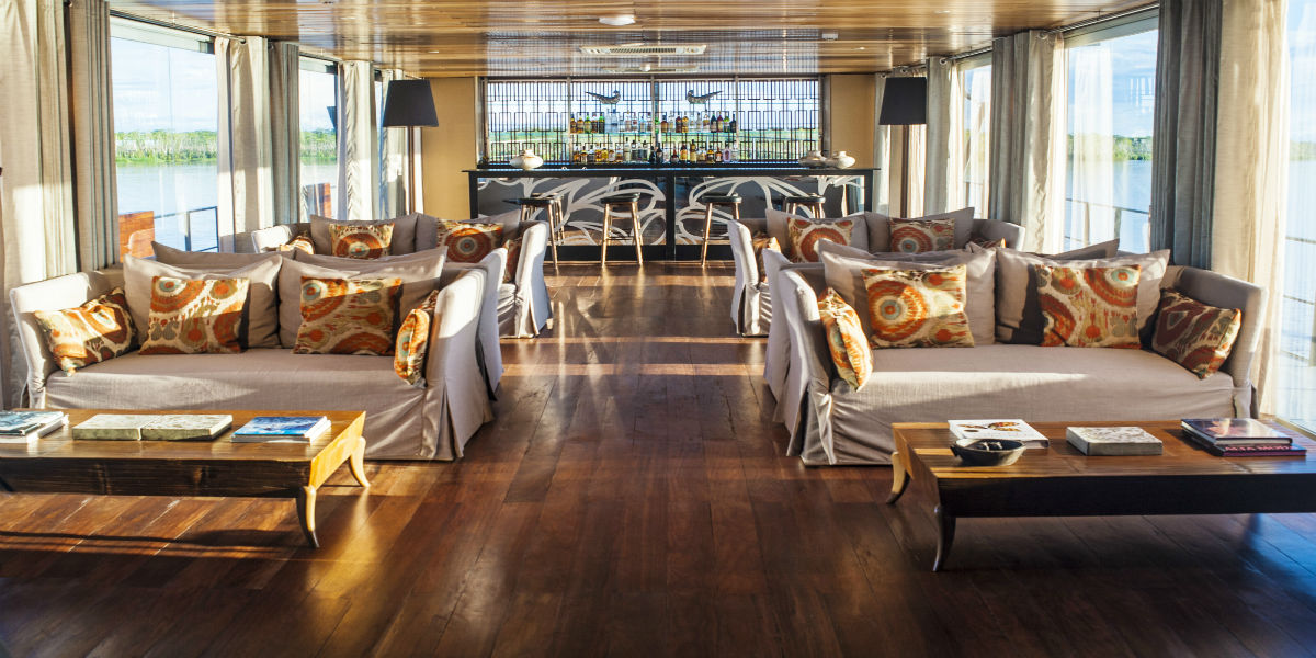 Peru - River Cruises - Aria Amazon Indoor Lounge, Bar