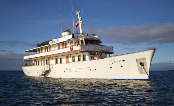 Ecuador - Galapagos Luxury Cruises - Grace Motor Vessel