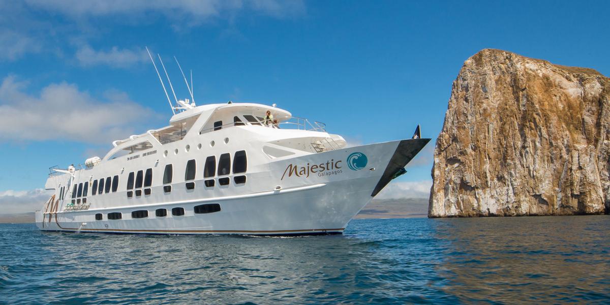 Ecuador - Galapagos First Class - Majestic Motor Yacht