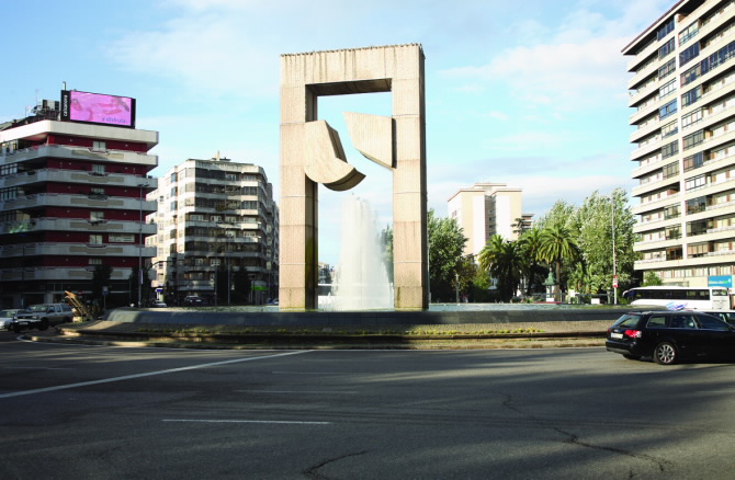大西洋之门纪念像（Porta do Atlántico monument）