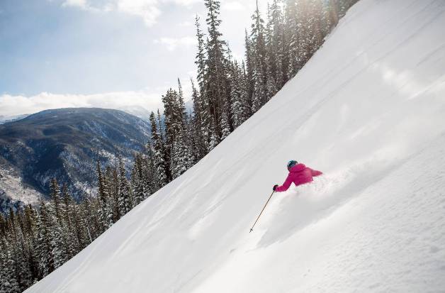 美国阿斯本雪季资讯 | 阿斯本山和雪堆山将提前开放滑雪！
