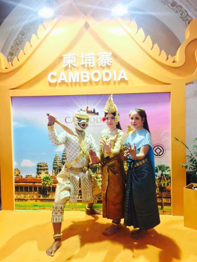 柬埔寨WTF展台载歌载舞尽显民族特色