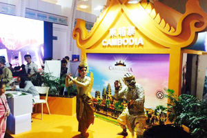 柬埔寨WTF展台载歌载舞尽显民族特色