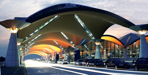 马来西亚机场：通往马来旅游胜地之门