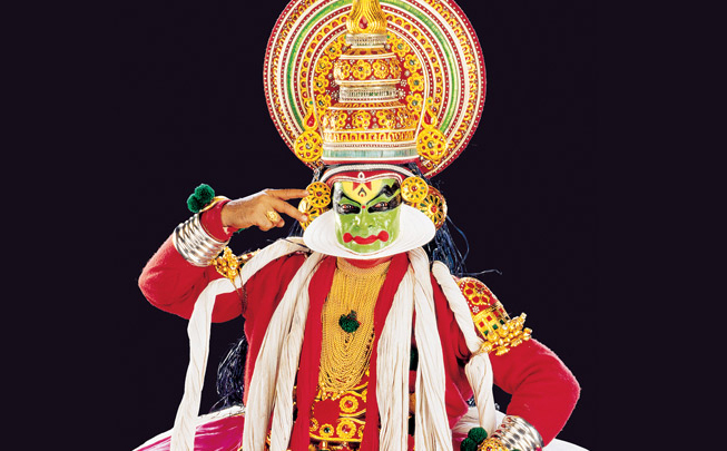 卡塔卡利舞起源于印度喀拉拉邦的农村