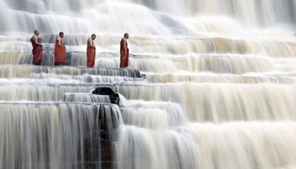越南庞卡尔瀑布