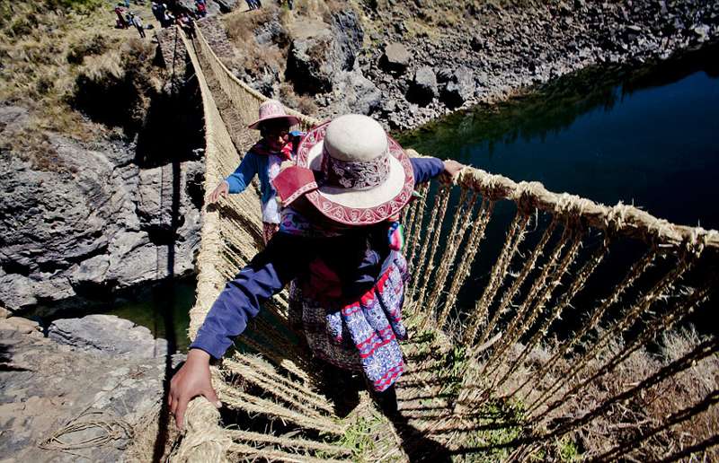 秘鲁Queswachaca悬索桥