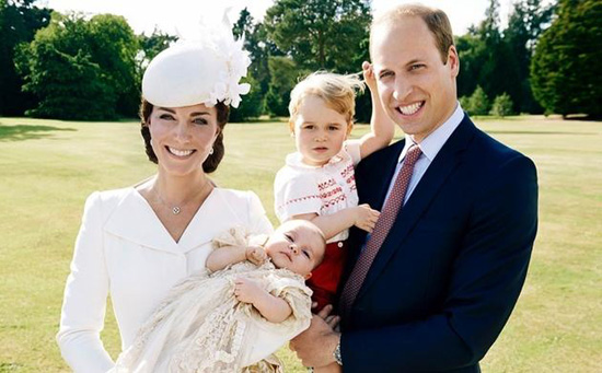 威廉王子和凯特王妃全家福