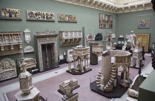 英国国立维多利亚与艾尔伯特博物馆韦斯顿雕塑厅