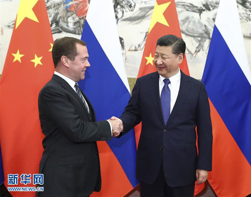 Xi Jinping Meets with Prime Minister Dmitry Medvedev of Russia