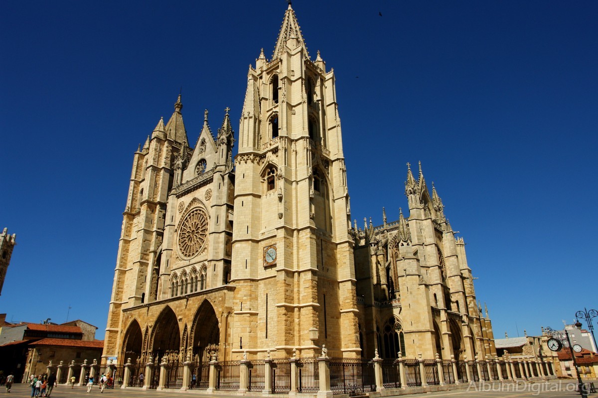 西班牙莱昂大教堂