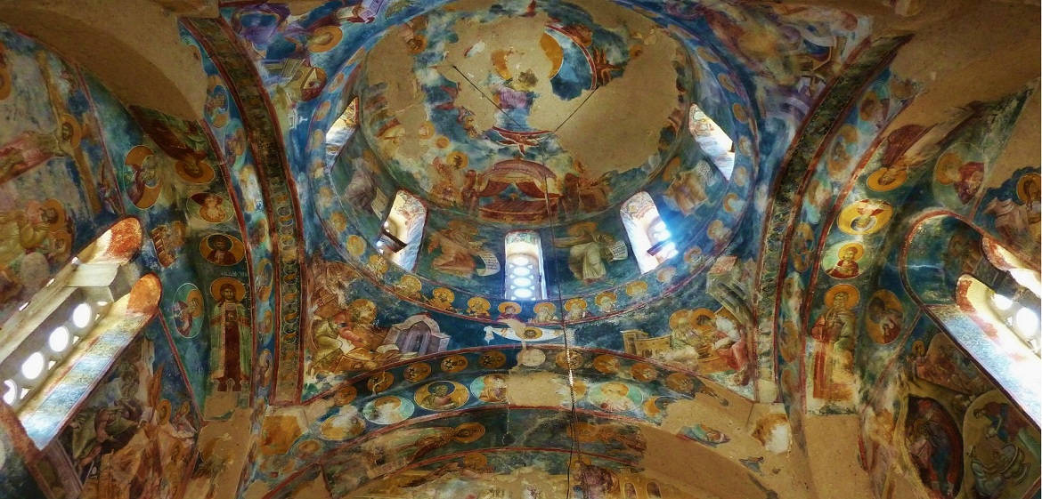 塞尔维亚斯图代尼察修道院