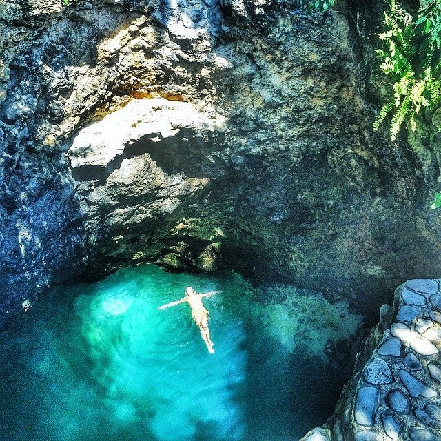牙买加尼格瑞尔蓝洞矿泉
