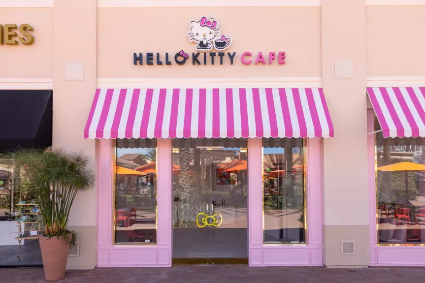 Hello Kitty Grand Cafe