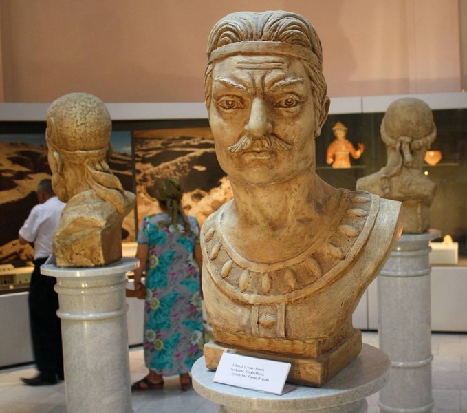 铁尔梅兹考古博物馆