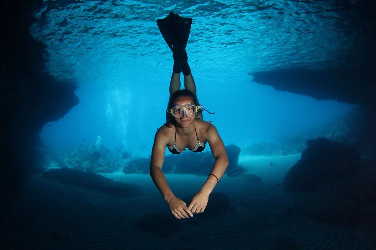 加勒比海库拉索岛蓝屋子洞潜