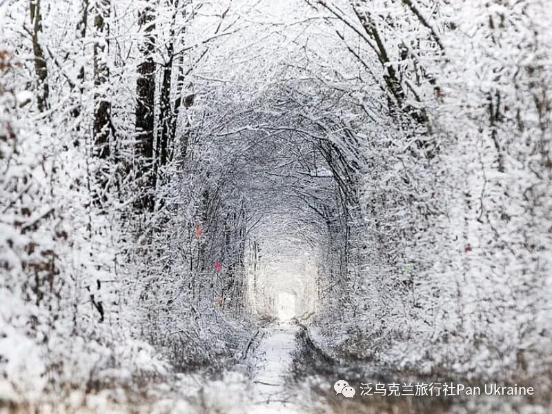 乌克兰爱情隧道雪景