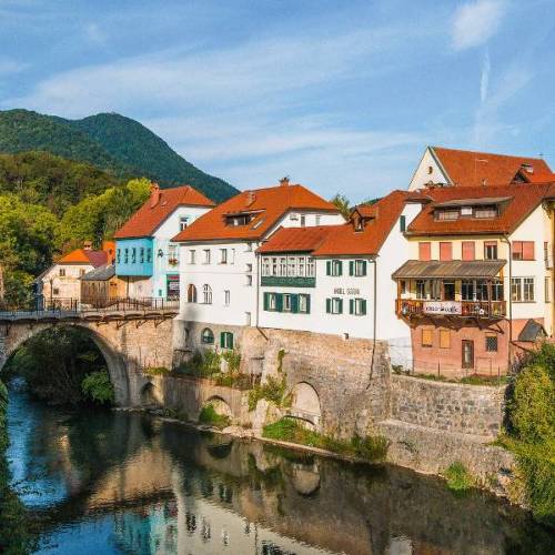 Škofja Loka｜藏着联合国非遗、六年一遇戏剧的中世纪童话小镇